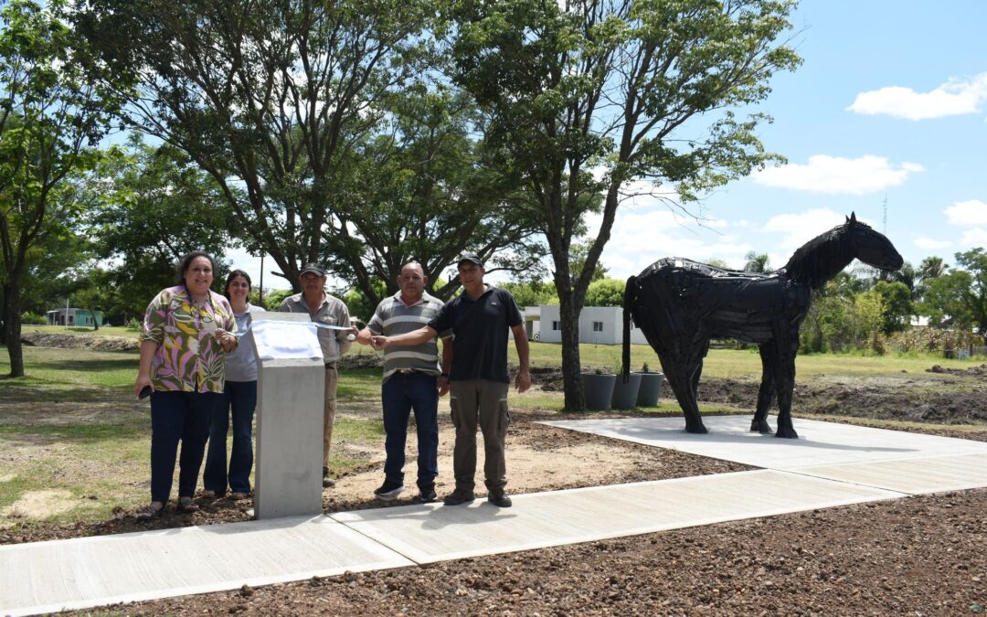 INAUGURACIÓN ESCULTURA «EL CABALLO»